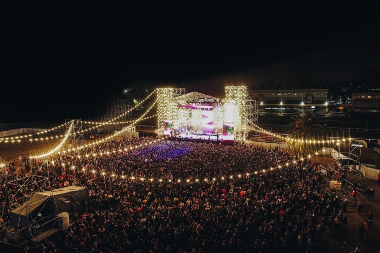 El Festival Feliz trajo alegría a miles de espectadores e hizo vibrar al Hipódromo